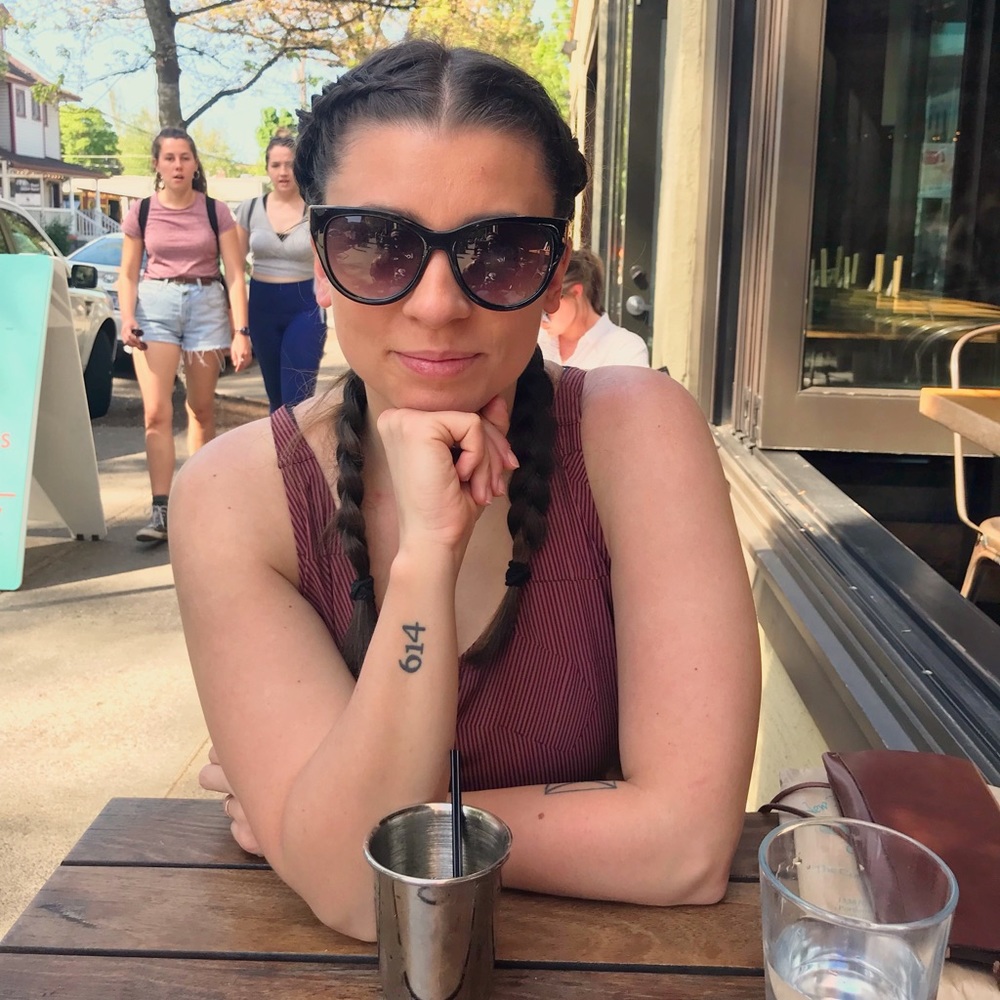 Meet your Posher, Adriane